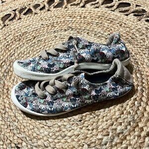 BOBS by Skechers Beach Bingo Women's Memory Foam Slip On Dog Shoes Sneakers 7.5